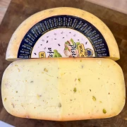ser-holenderski-gouda-z-pistacja-hol-ser
